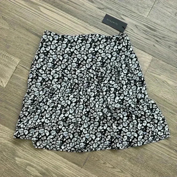 Dynamite | Blue floral tiered summer skirt - Picture 1 of 9